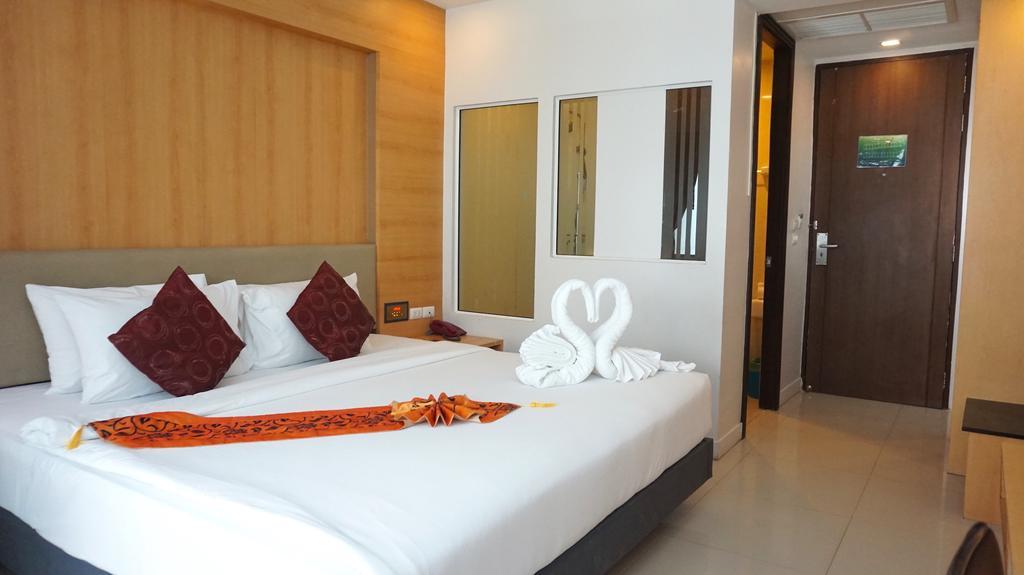 Andatel Grande Patong Phuket Ngoại thất bức ảnh